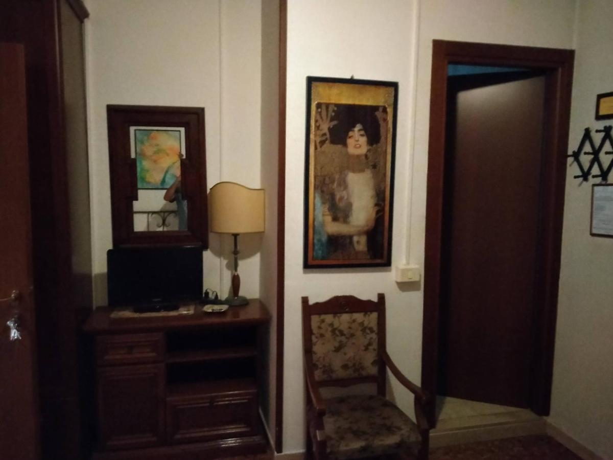 Hotel San Carlo Santa Croce sullʼ Arno Zewnętrze zdjęcie